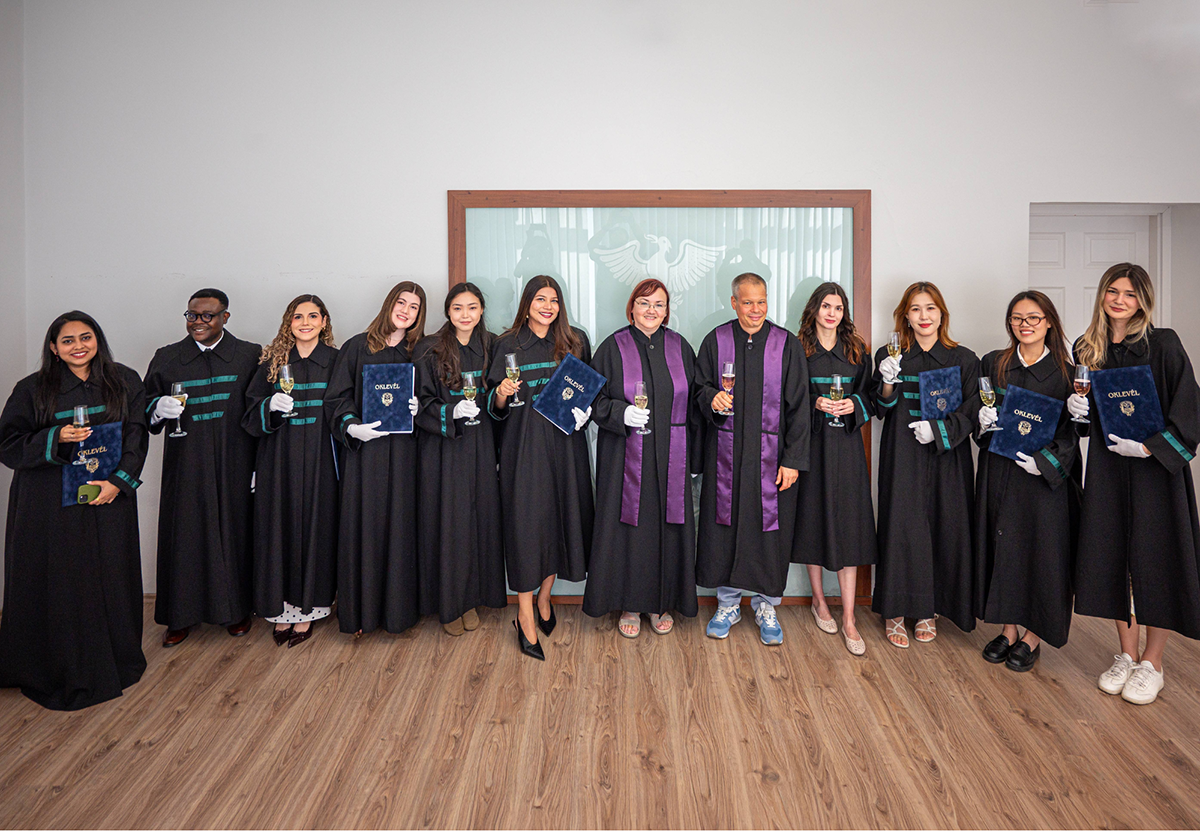 International Students Receive Their Diplomas at the Faculty of Law - group photo