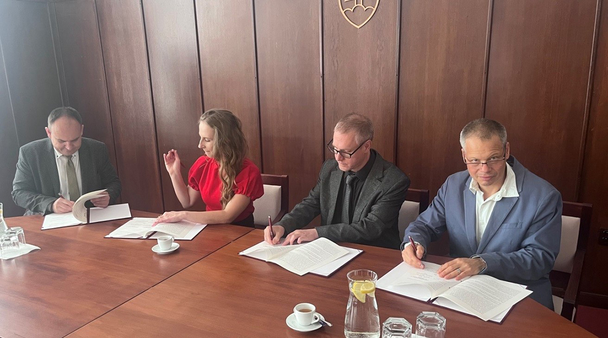 Leadership Visit to the Faculty of Law of Trnava University - photo